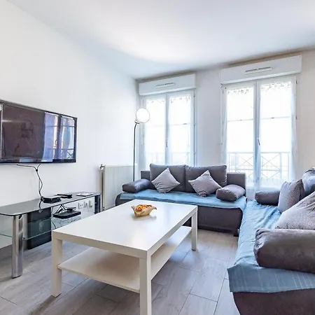Family Travel Paris 3 Apartment