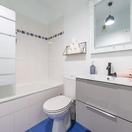 Apartment Family Travel Paris 3